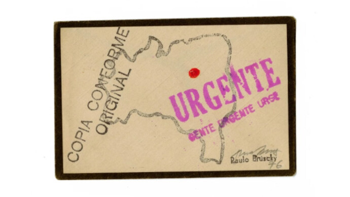 L'oeil écoute. Courtesy of Galeria Nara Roesler