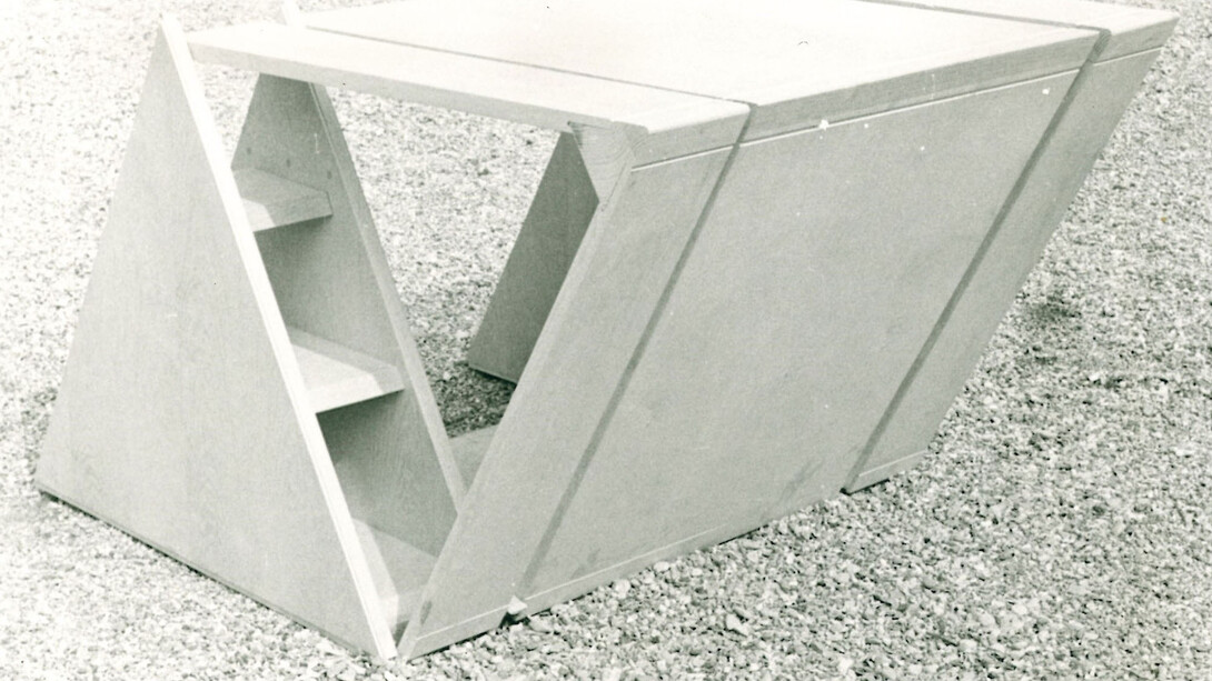 Ugo La Pietra, prototipo di un elemento del progetto Occultamento, 1972. Courtesy of MAC