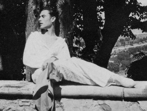 Juan Gil-Albert, en Villa Vicenta. Foto: Biblioteca Valenciana