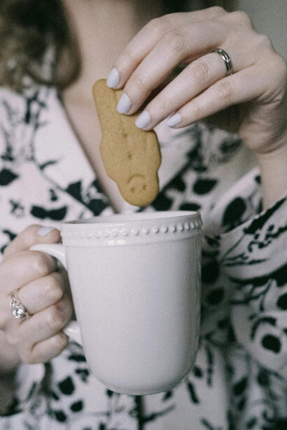 En ese regreso consciente, el presente deja de ser un lugar de paso y se convierte en el punto real desde donde la vida puede empezar a vivirse