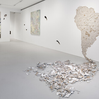 Manoela Medeiros, Tropical still life, exhibition view. Courtesy of Palo Gallery