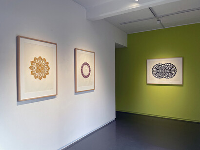 Anila Quayyum Agha, The unraveling, exhibition view. Courtesy of Sundaram Tagore Gallery