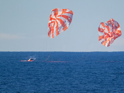 La grandeza humana no está en su poder, sino en su capacidad de amar. Sin ese amor, el conocimiento se vuelve frío, y el progreso, vacío.  La nave espacial Orión de la NASA, Artemis II,  aterriza en el océano Pacífico, el viernes 10 de abril de 2026, frente a la costa de California, EE.UU.