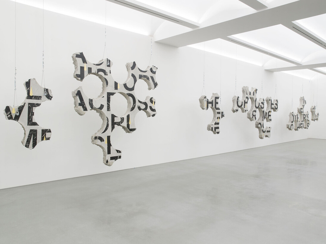 Iván Argote, Exhibition view. Courtesy of Galerie Perrotin 