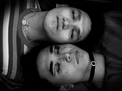 L'activisme LGBTQ+. Tous les criminologues ont repéré ce trait : le criminel doit  désubjectiver et donc réduire symboliquement sa victime au rang d'un objet pour pouvoir perpétrer un meurtre