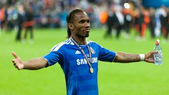 Didier Drogba tras la coronación del Chelsea FC contra el FC Bayern München en la UEFA Champions League, 2012