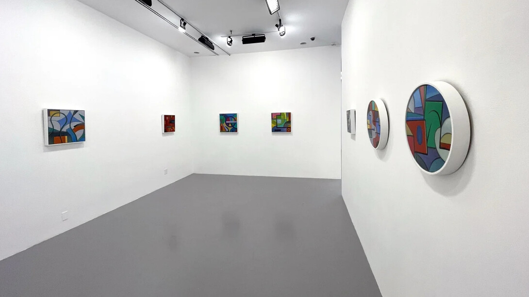 William Conger, Lumen, exhibition view. Courtesy of Bruno David Gallery