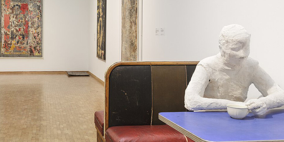 Kunst ins Leben! Exhibition view. Courtesy of Museum Ludwig