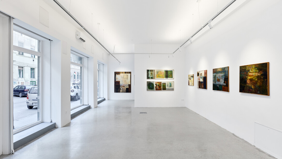 Anna Mark, I’m going to be a painter in Paris, exhibition view. Courtesy of Kisterem Gallery