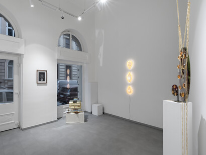 Various artists, Fortuna burns, exhibition view. Courtesy of Ani Molnár Gallery