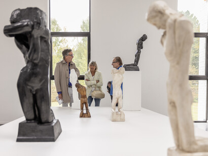 George Minne, Le fils perdu, vue d'exposition. Avec l'aimable autorisation du Museum Dhondt-Dhaenens