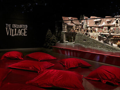 Enchanted Worlds. Courtesy of McCord Museum