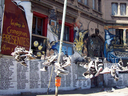 Plaza de la Memoria dedicada a las víctimas del incendio en República de Cromañón, Buenos Aires, Argentina