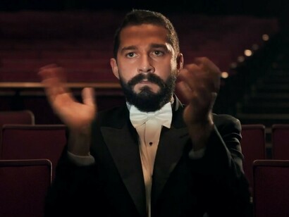El actor se aplaude a sí mismo en el videoclip "Shia Labeouf" de Rob Cantor