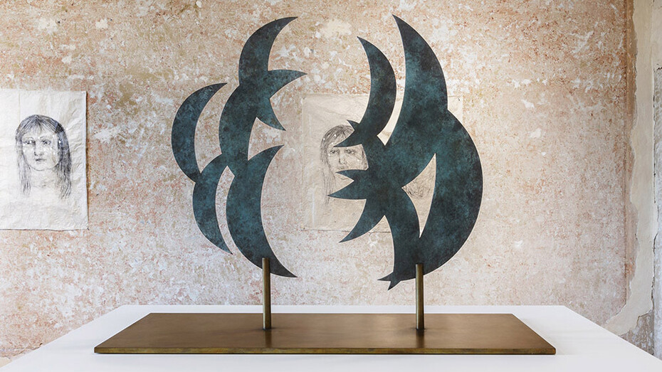 Compass. Courtesy of Galleria Continua
