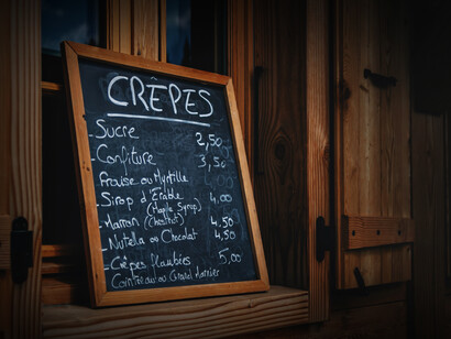 Una corriente totalmente opuesta a los 'Sampuru', es la de los restaurantes que apuestan por una carta o menú sin fotografías