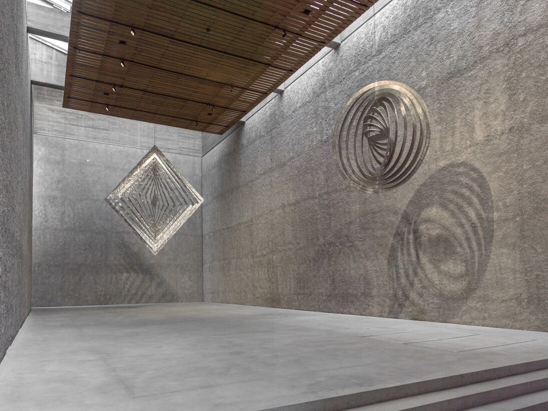 Anselm Reyle, Exhibition view. Courtesy of König Galerie
