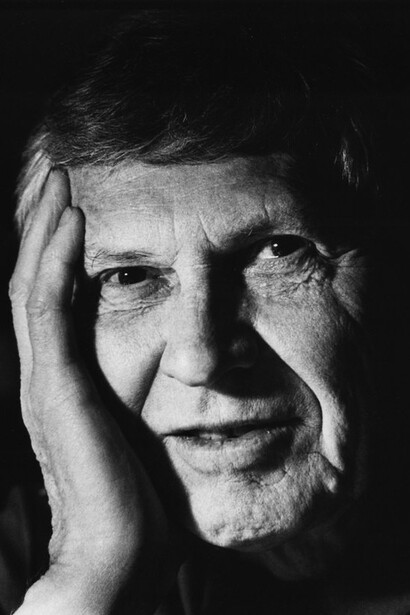 William C. Stokoe pubblica Sign Language Structure nel 1960