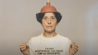 Esther Ferrer Ruiz, San Sebastián, 19 de diciembre de 1937. Durante la Transición Española, la sociedad vivió una transformación radical en términos de libertad de expresión. Este periodo supuso también una apertura para las mujeres en distintos ámbitos, incluido el artístico