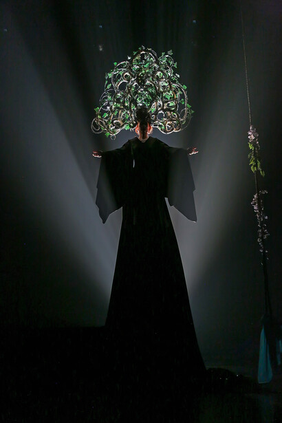 Mina...che cosa sei?!? Performance view. Courtesy of Teatro El Nacional Sancor Seguros. Photo by Alejandro Palacios