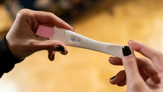 La legge 194/78 regola l'interruzione volontaria della gravidanza in Italia