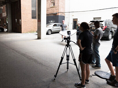 No ignorar los aspectos técnicos del cine, que son sin duda otro eslabón fundamental en la producción de la cultura del entretenimiento. Clase de Cinematografía MF+E AMY, 12.07.2017, Foto de Amy Gallatin, Montclair Film, Nueva York, EE.UU.
