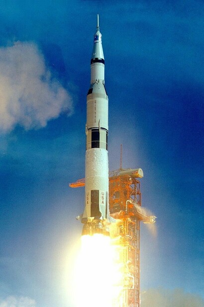 Lancio dell'Apollo 15 mentre sta per lasciare la torre