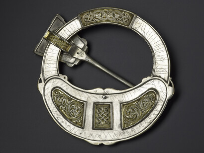 Hunterston brooch, Silver, gold and amber,
Hunterston, south-west Scotland, AD 700–800
© National Museums Scotland