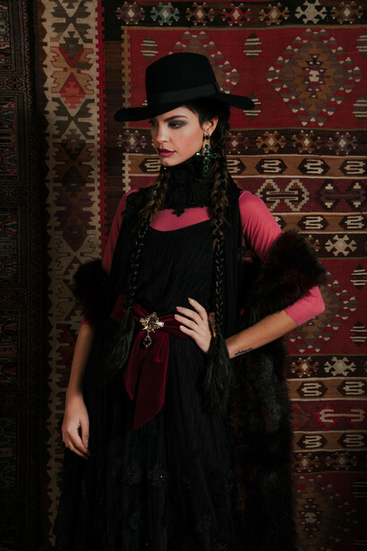 Adv Campaign: Attilio.carota design. Fall/Winter 2017-2018. Photographer: Davide di Padova. Model: Giulia Belmonte. MUA & Hair: Luisa Carota. Service: MediaWellness