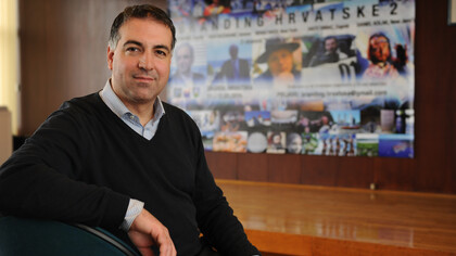 Petar Ćurić in front of the Branding Croatia 2