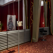 Avery Singer, War_overlays, ausstellungsansicht. Mit freundlicher genehmigung der Galerie Hauser & Wirth
