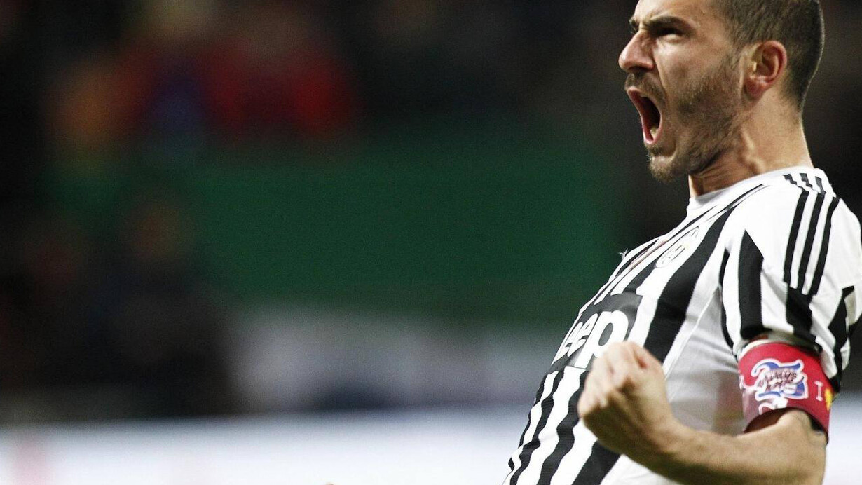 Leonardo Bonucci esulta dopo aver segnato il rigore decisivo