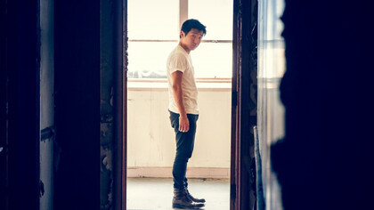 El joven director de origen japonés