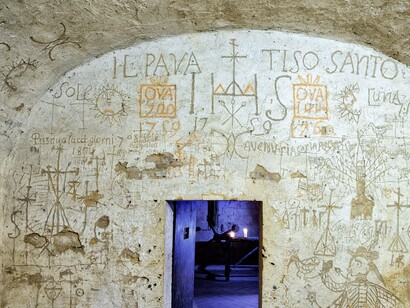 L'ingresso alla cella carceraria dove fu imprigionato Giuseppe Lombardini. Foto Mauro Montini ©Narni Sotterranea