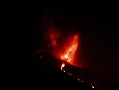 La lengua de lava que ya ha arrasado cerca de 500 viviendas