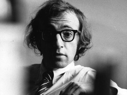 Lo stile raffinato e spesso cerebrale di Woody Allen l'ha reso uno degli autori più rispettati, punto di riferimento della commedia statunitense moderna