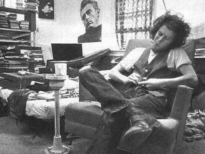 Tom Waits nel suo studio