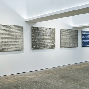 Mat Chiver. Harmonic Distortion, Exhibition view. Courtesy of PM/AM