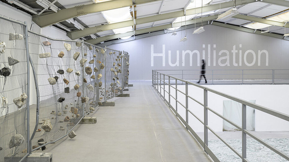 Silence kills. Courtesy of Galleria Continua