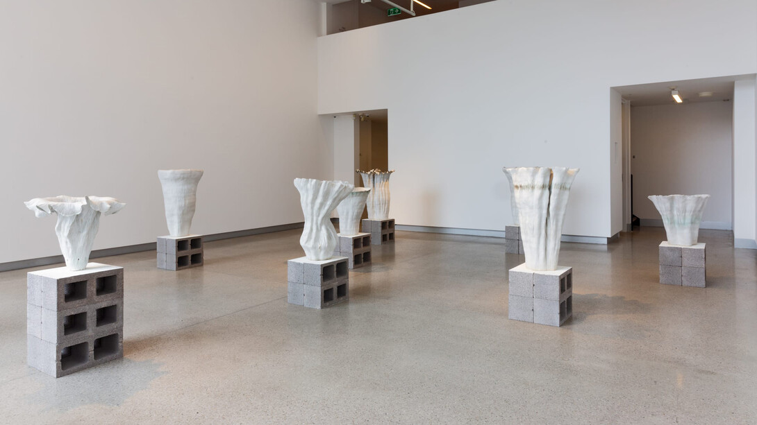 Kohl Tyler, Of bodies into novel shapes, exhibition view. Courtesy of MARS Gallery