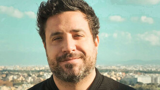 Luca Lampariello es muy popular en las redes sociales
