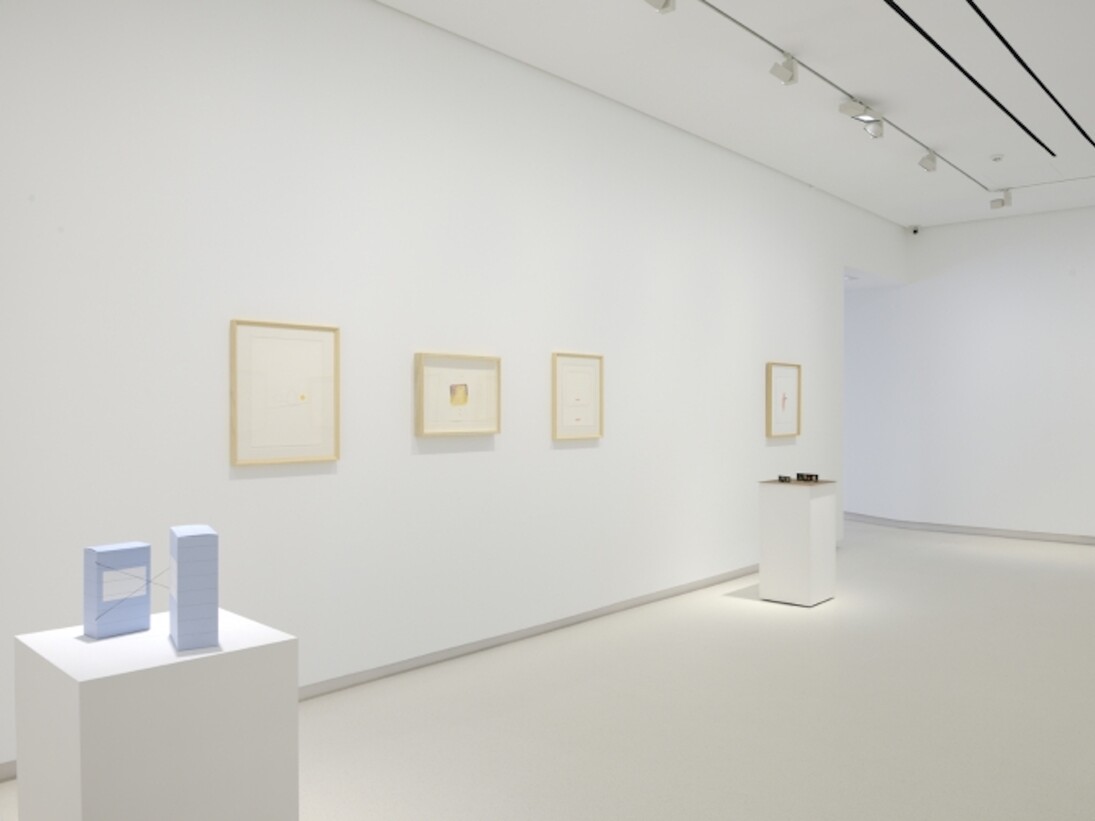Waltercio Caldas, Exhibition view. Courtesy of Galería Elvira González