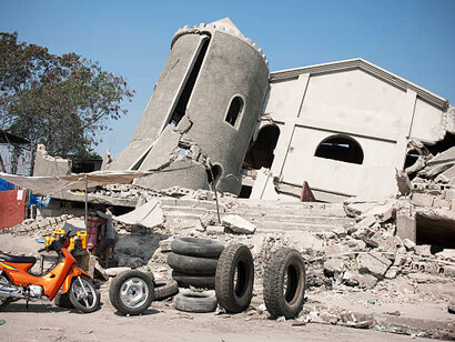Destruction in Gaza caused by Israeli airstrikes amid the conflict in Palestine