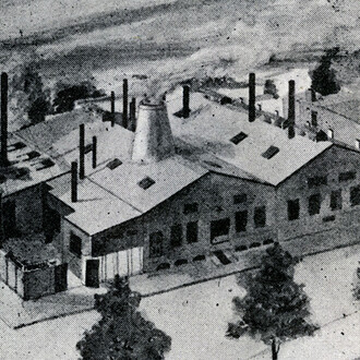 The Neustadt Collection of Tiffany Glass. Courtesy of Queens Museum