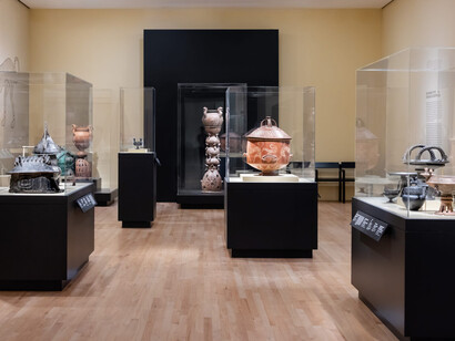 The etruscans: from the heart of ancient Italy, exhibition view. Courtesy of De Young Museum
