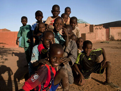 La “cooperazione allo sviluppo” come la intendiamo oggi nacque grazie ai digiuni di Marco Pannella 