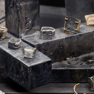 Comme un meteor. Courtesy of Carpenters Workshop Gallery