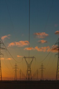 La producción de energía eléctrica a partir de combustibles fósiles en plantas generadoras térmicas o centrales termoeléctricas peca de ineficiente