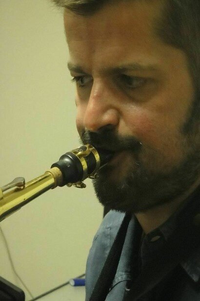 Cristian Panetto al suono del saxofon