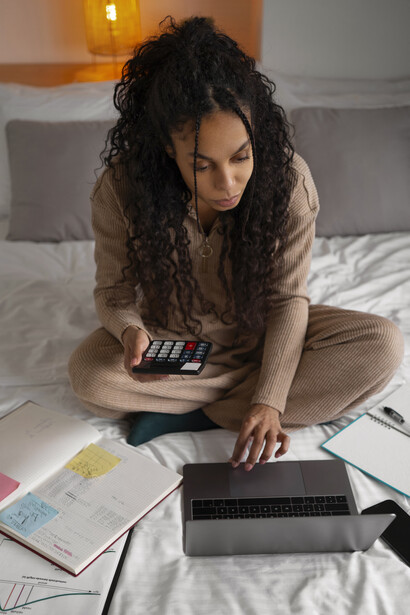 El orden financiero no limita la libertad, al contrario, permite tomar decisiones con claridad y reducir la ansiedad que genera no saber en qué se va el dinero